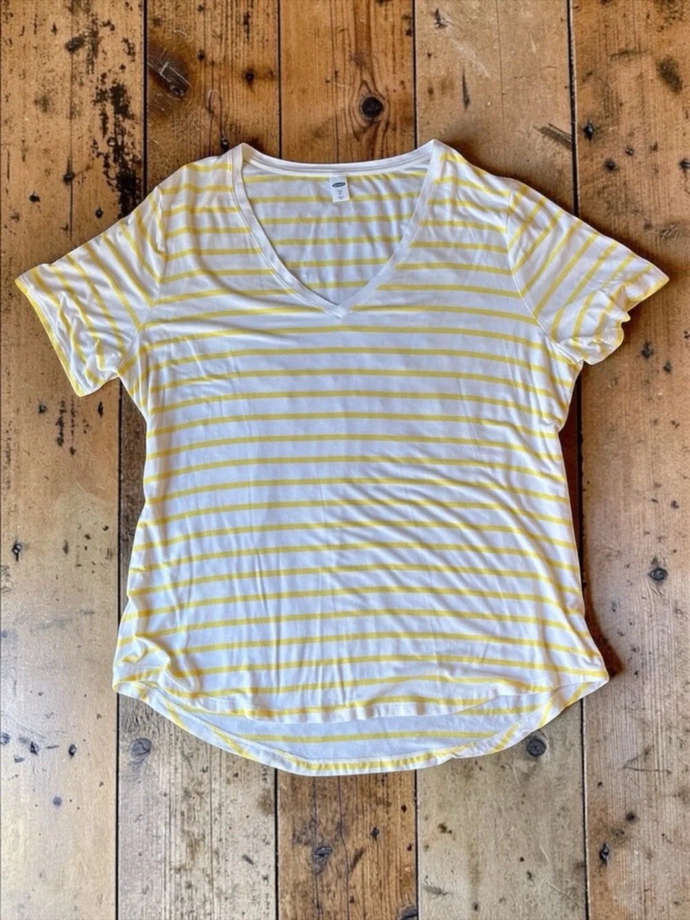 Old Navy Luxe Yellow White Striped V Neck Tee XL Soft Stretch Short Sleeve - Picture 7 of 8